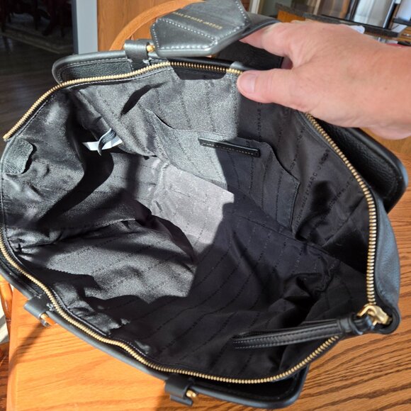 Marc Jacobs Black Cowhide Purse - Picture 9 of 9